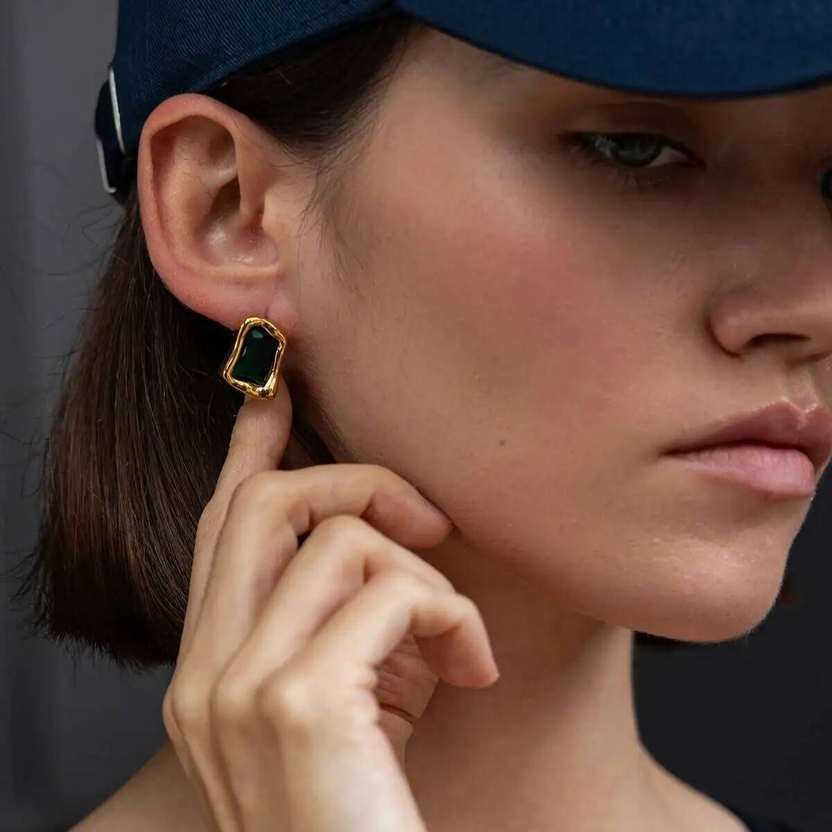 IngeSight.Z Изысканные квадрат – обзор и цена Z Vintage Fashion